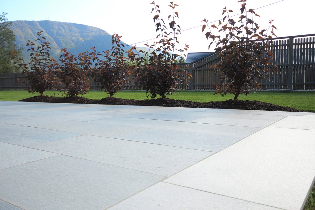 Lys Oppdal Flis (hugget kant)