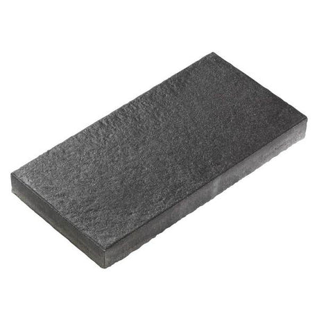 Asak Helle Lava AC er en mørk helle med svak struktur i overflaten og svært fin finish. Farge: sort antrasitt. Helle Lava AC gir et vakkert dekke som er solid samtidig som det krever lite vedlikehold. Velegnet til alle terrasser, inngangspartier og gangarealer. Hellen er behandlet med AC (Asak Coat), som beskytter dekket meget godt og gir enkelt vedlikehold. Fås i flere formater.
Asak sine kollek 